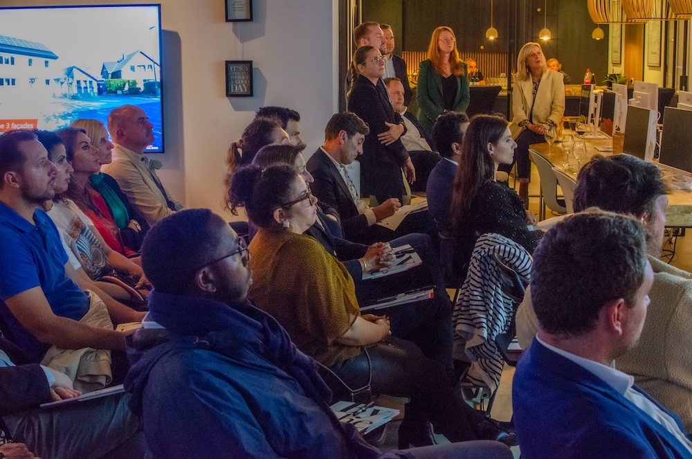 28. Elitis x By the Way