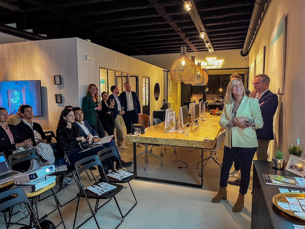 45. Elitis x By the Way