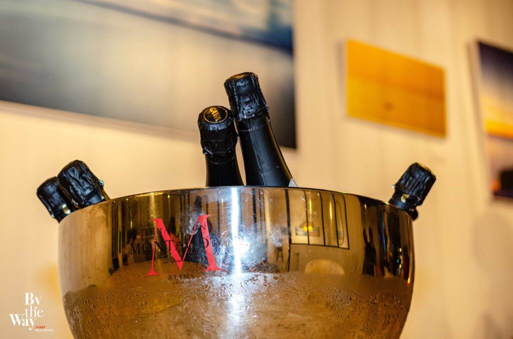 101. By the Way-Vernissage-Henri Weyrich-the sea of tranquility