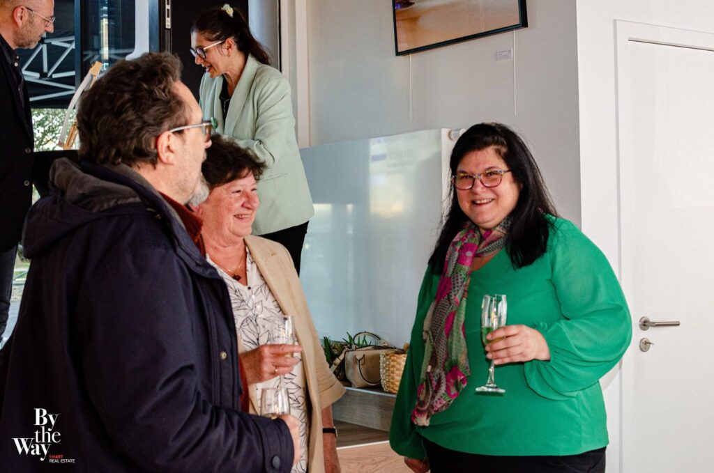 17. By the Way-Vernissage-Henri Weyrich-the sea of tranquility