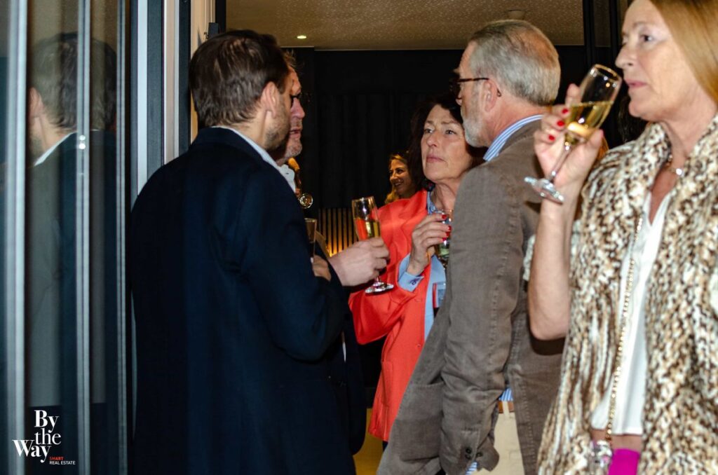 31. By the Way-Vernissage-Henri Weyrich-the sea of tranquility