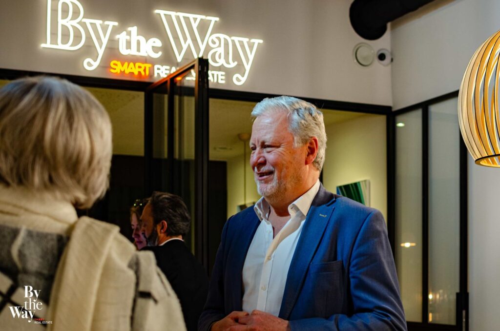 4. By the Way-Vernissage-Henri Weyrich-the sea of tranquility