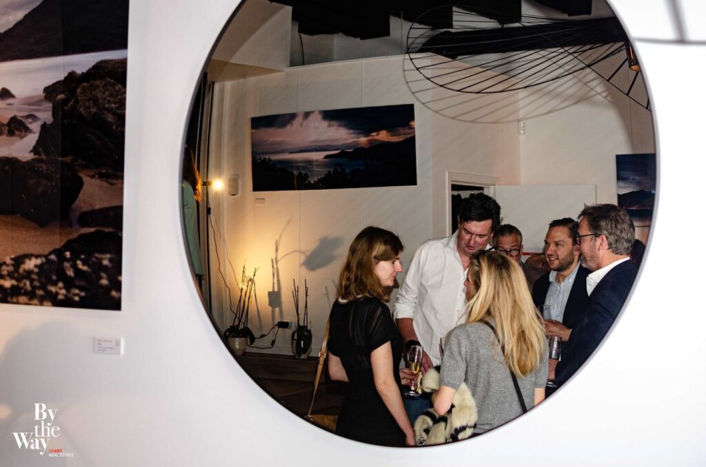 64. By the Way-Vernissage-Henri Weyrich-the sea of tranquility